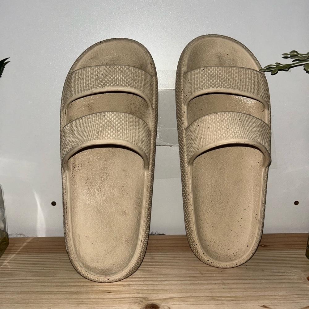 Victoria's Secret Beige Slide Sandals